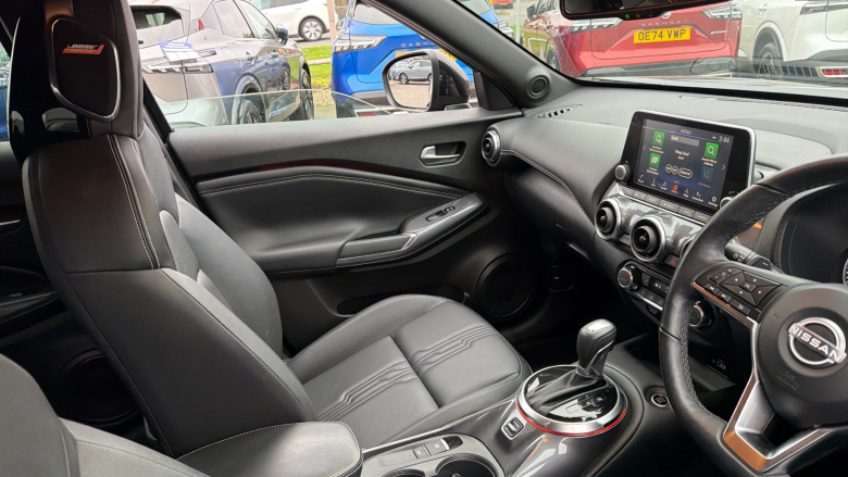 Nissan Juke 1.0 DiG-T 114 Tekna 5dr DCT Petrol Hatchback